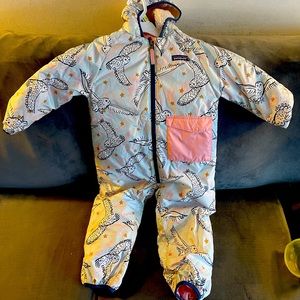 18 month Patagonia waterproof snowsuit.